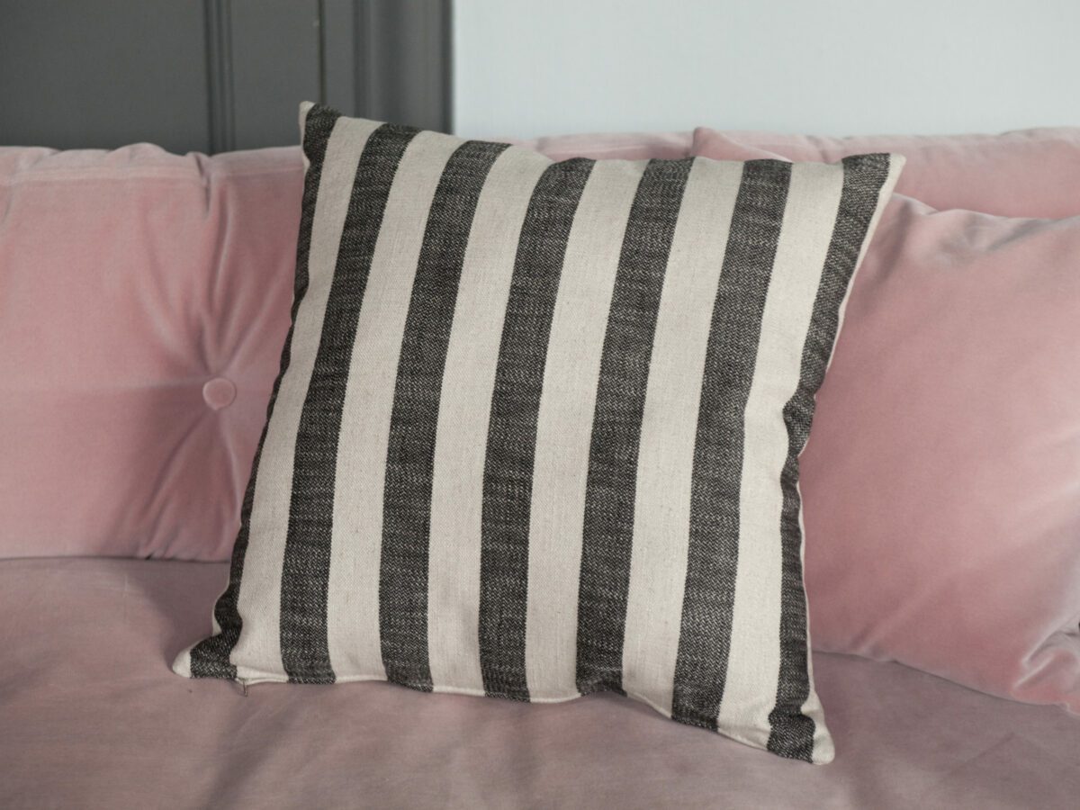 Cushion Cover Stripe Black